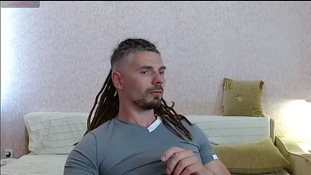 Aestheticguy101 Webcam-Show