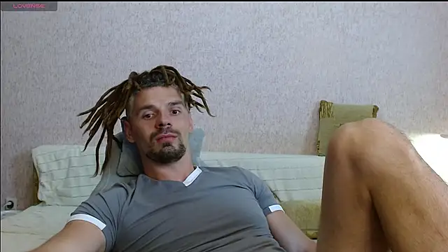 Pokazy przed kamerką – Aestheticguy101