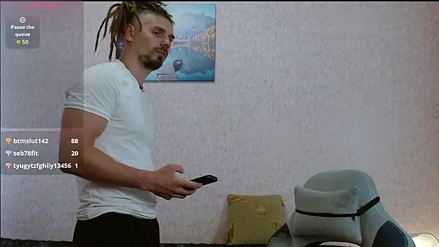 Aestheticguy101: διαδικτυακό σόου στην κάμερα