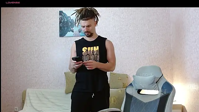 Aestheticguy101 Webcam Show