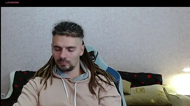 Aestheticguy101 – webcam-show