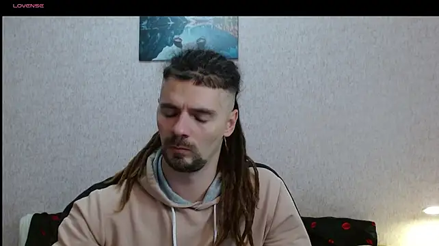 Aestheticguy101 Webcam-Show