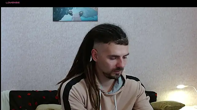 Aestheticguy101 webkamerás műsora