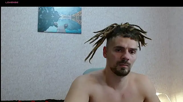 Aestheticguy101 Show in webcam