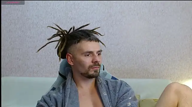عرض كام Aestheticguy101