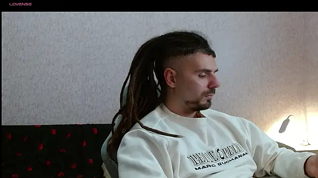 عرض كام Aestheticguy101