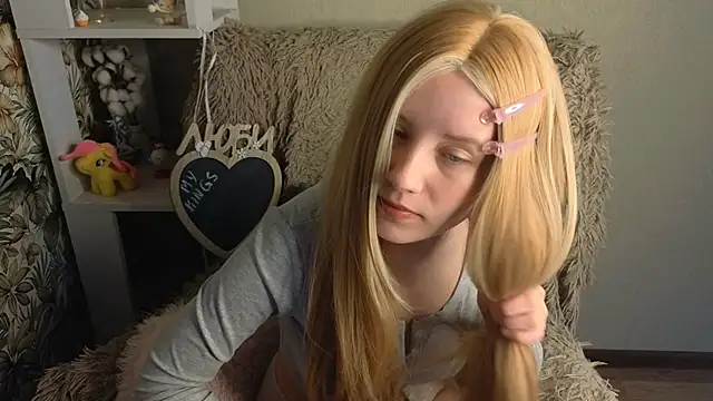 sarakaell live XXX chat