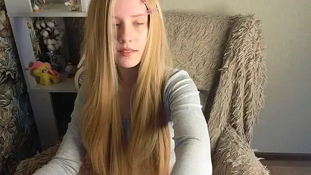 sarakaell Adlı Modelin Canlı XXX Sohbeti