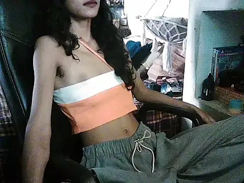 exude_diya Chat XXX in diretta