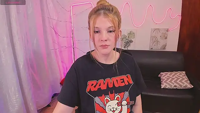 MillySandlerr 网络视讯表演