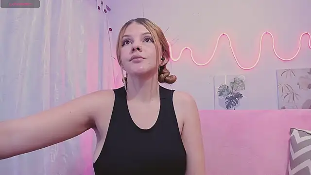 MillySandlerr's Live XXX Chat