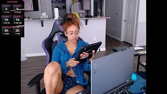 ReeseZen Webcamshow