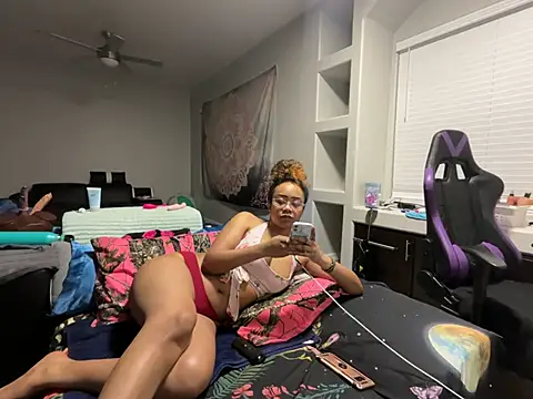ReeseZen's Webcam Show