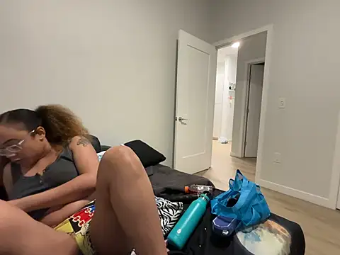 ReeseZen Webcamshow