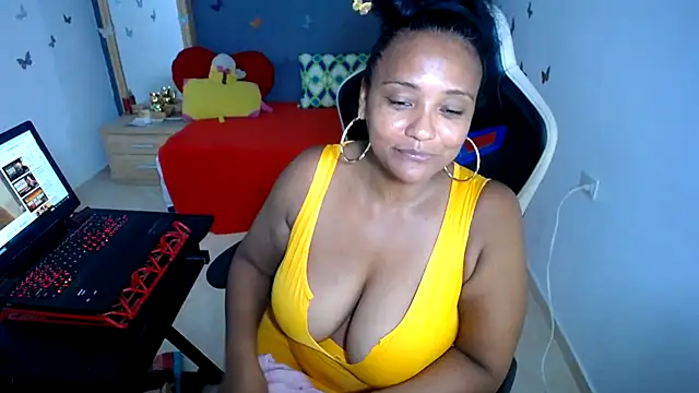 marysol83 在線直播表演