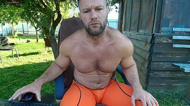 muscleangel18 webkamerás műsora