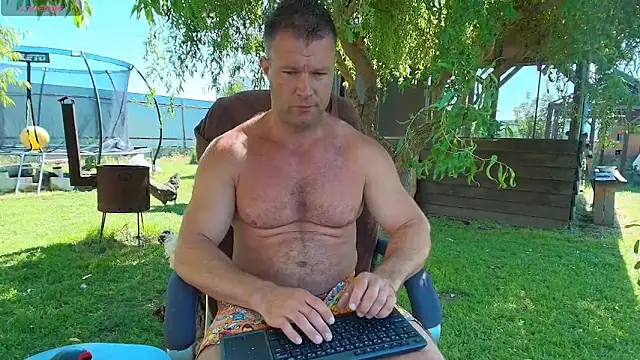 muscleangel18's Webcam Show