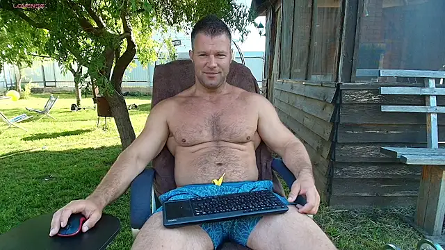 muscleangel18 Adlı Modelin Web Kamerası Şovu