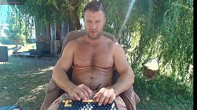 muscleangel18 Show Webcam