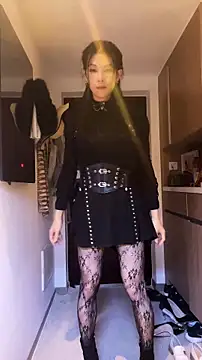 CrytinaSissyCrossdress 网络视讯表演