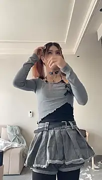 CrytinaSissyCrossdressn Webbikameraesitys