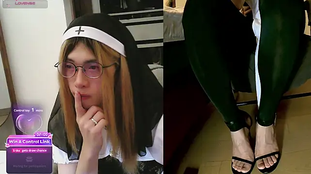 Show modela CrytinaSissyCrossdress na web-kameri