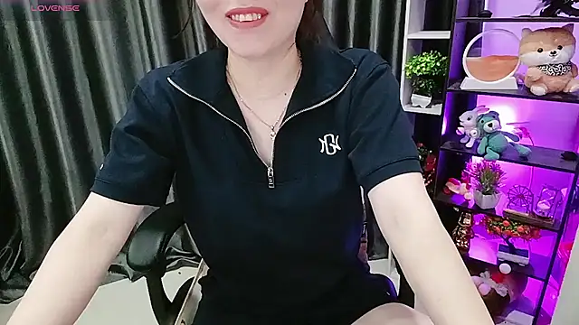 Yuki-yion Live XXX chat