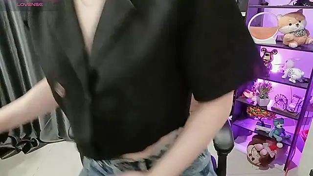 Yuki-yio's Live XXX Chat