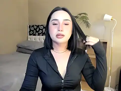 MarianeSaintsn Webbikameraesitys
