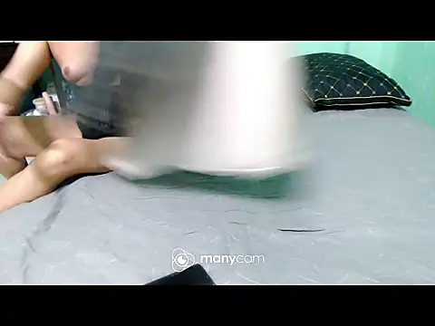 SeductiveNikki 网络视讯表演