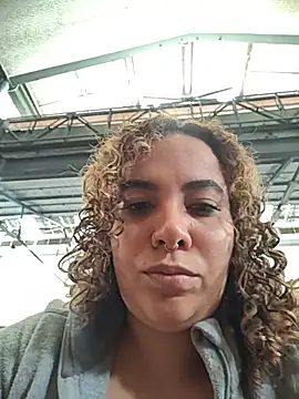 Emma_Wish Adlı Modelin Canlı XXX Sohbeti