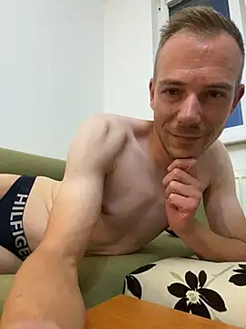 Slimteenboy – Kamerová šou