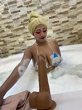 seraphine23 Chat XXX in diretta