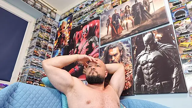 Muscle_Bear Webcam-Show