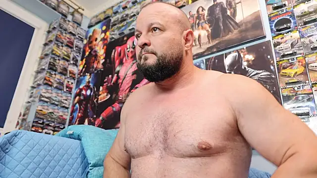 Muscle_Bear: вебкам-шоу