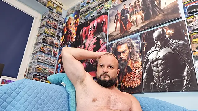 Muscle_Bear Chat XXX in diretta