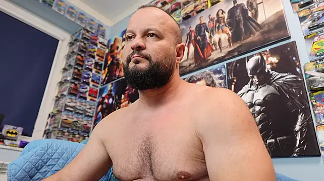 Muscle_Bear Webcam show