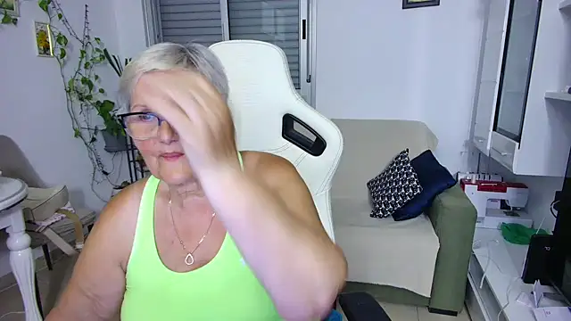 XXX chat uživo modela Selenna57