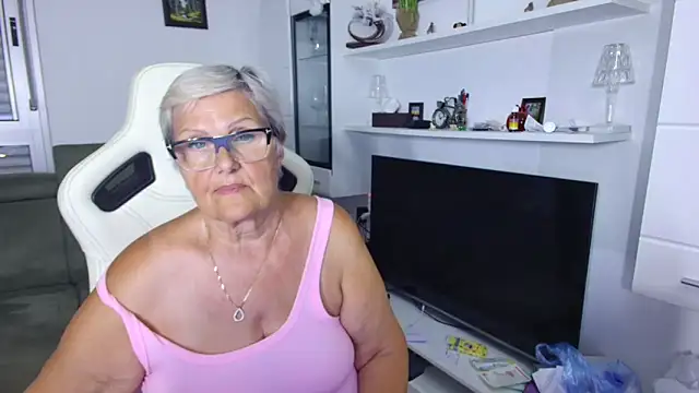 צ'אט XXX בשידור חי של Selenna57