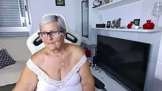 Chat XXX en directo de Selenna57