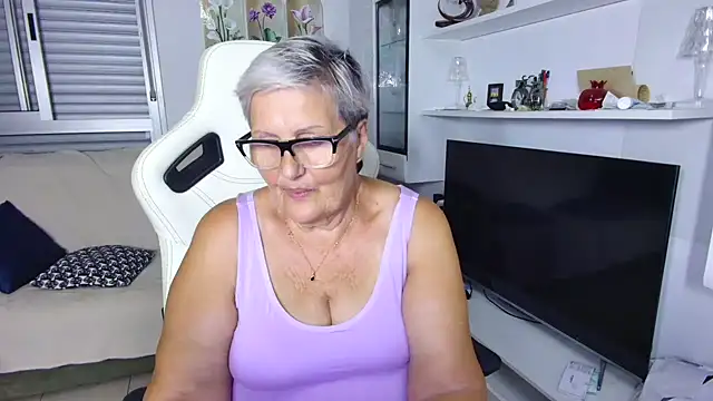 Chat +18 de Selenna57 ao vivo
