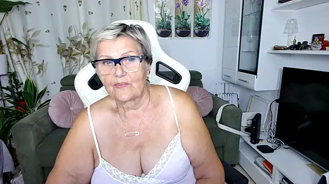 Selenna57 Live XXX-Chat