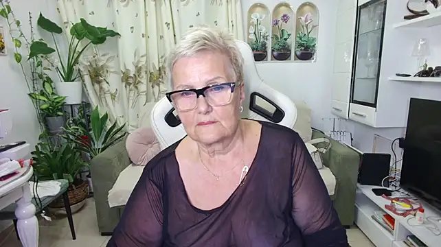 Selenna57 live XXX chat