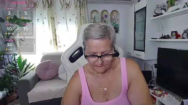 Selenna57 live XXX chat