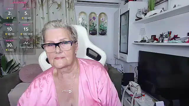 Selenna57: απευθείας συνομιλία ΧΧΧ