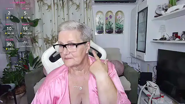 Selenna57's Live XXX Chat