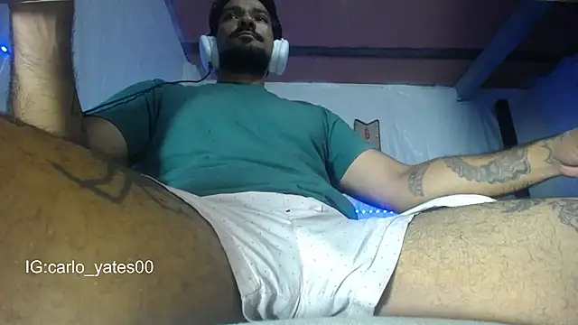 Show modela Carlo_yates na web-kameri