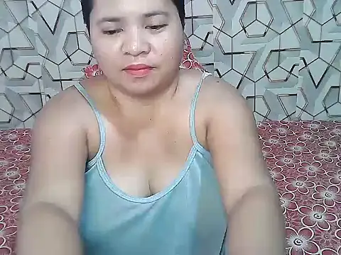 XXX chat uživo modela hotpussyxxx33x