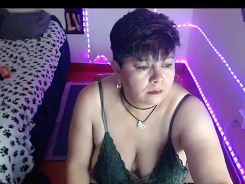 angelitolove727 Chat XXX in diretta