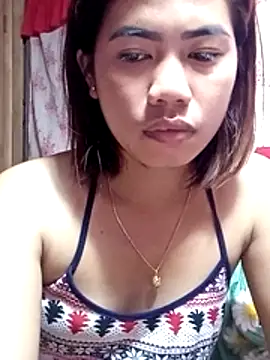 Chat +18 de Cutie_body11 ao vivo